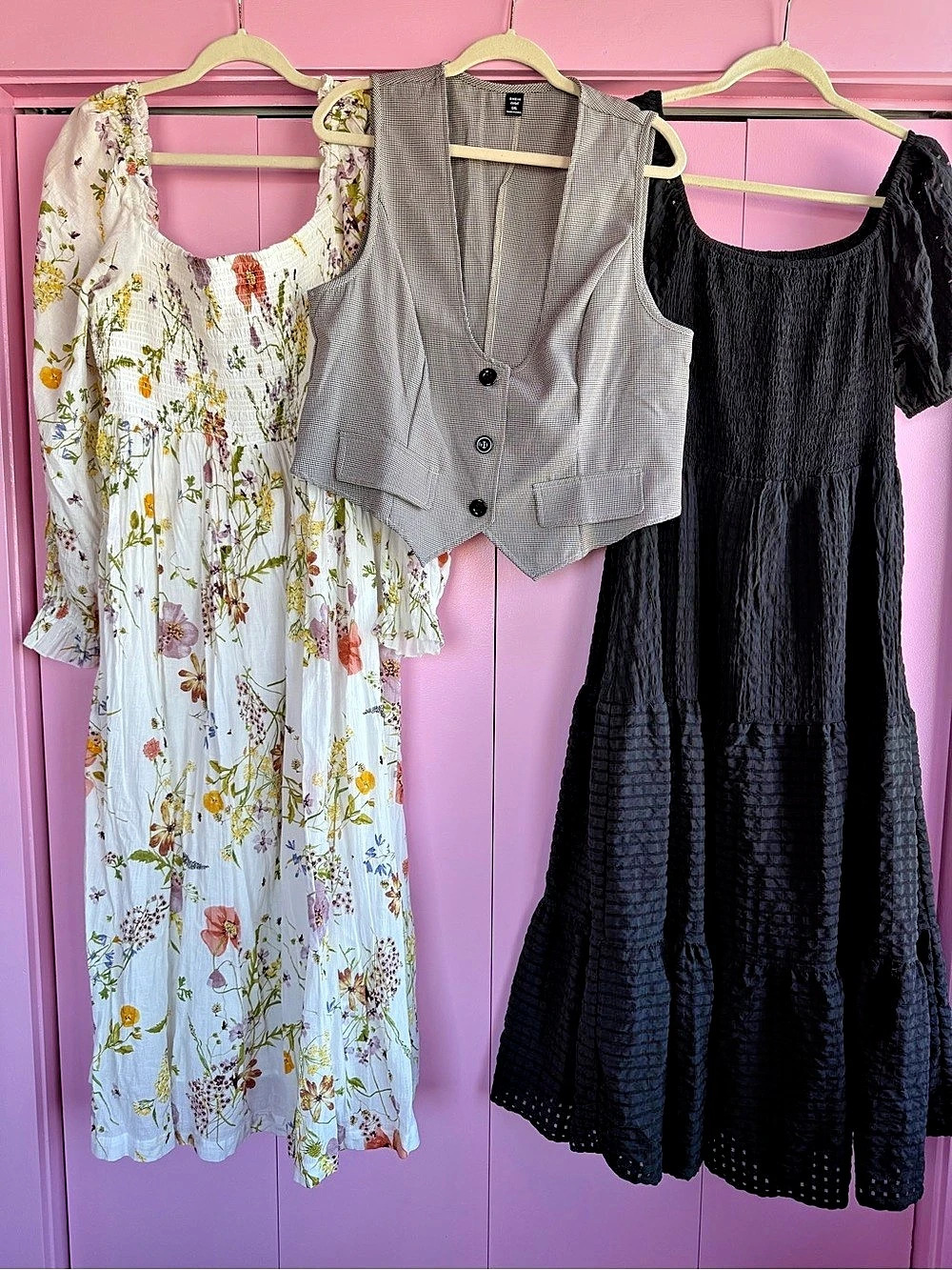 3 PC Clothing Bundle Lot Size XL / 1XL H&M Floral Dress & SHEIN Vest Dress